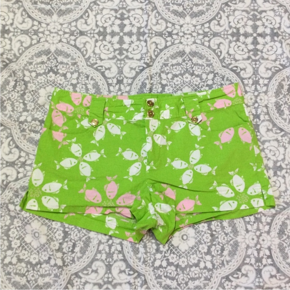 Lilly Pulitzer Fish Print Shorts 8